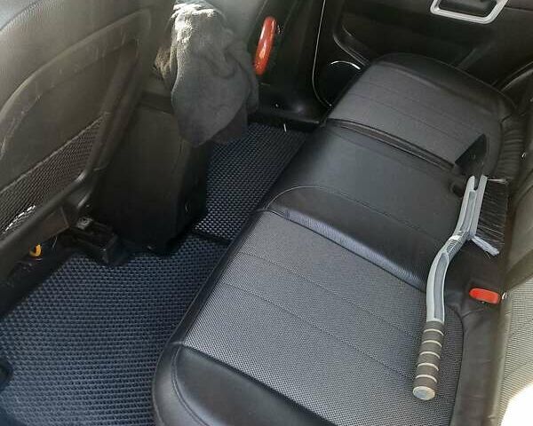 Білий Опель Антара, об'ємом двигуна 2.2 л та пробігом 259 тис. км за 12500 $, фото 11 на Automoto.ua