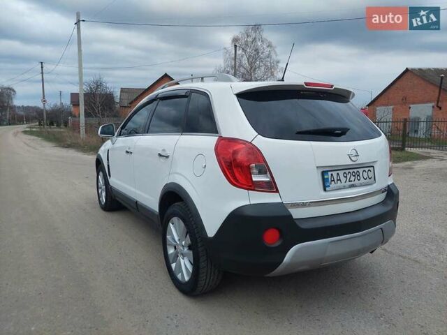 Білий Опель Антара, об'ємом двигуна 2.23 л та пробігом 223 тис. км за 11000 $, фото 7 на Automoto.ua