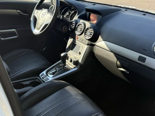 Білий Опель Антара, об'ємом двигуна 2.2 л та пробігом 158 тис. км за 14300 $, фото 5 на Automoto.ua