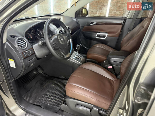 Бежевый Опель Антара, объемом двигателя 2 л и пробегом 230 тыс. км за 7900 $, фото 23 на Automoto.ua