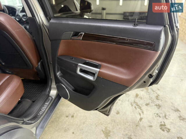 Бежевый Опель Антара, объемом двигателя 2 л и пробегом 230 тыс. км за 7900 $, фото 29 на Automoto.ua