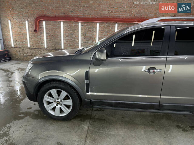 Бежевый Опель Антара, объемом двигателя 2 л и пробегом 230 тыс. км за 7900 $, фото 13 на Automoto.ua