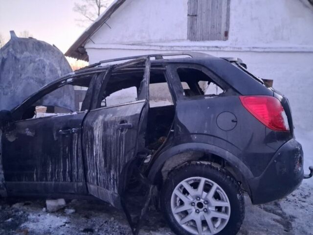 Чорний Опель Антара, об'ємом двигуна 0 л та пробігом 220 тис. км за 3000 $, фото 3 на Automoto.ua