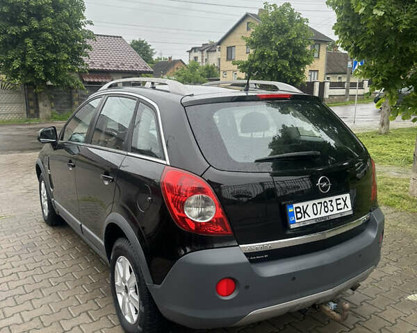 Чорний Опель Антара, об'ємом двигуна 1.99 л та пробігом 250 тис. км за 8200 $, фото 5 на Automoto.ua