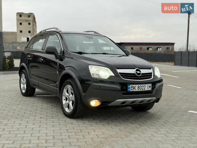 Черный Опель Антара, объемом двигателя 1.99 л и пробегом 226 тыс. км за 8500 $, фото 6 на Automoto.ua