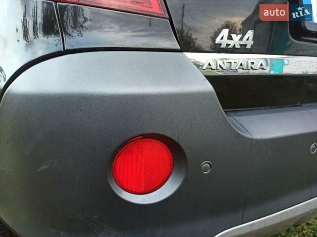 Чорний Опель Антара, об'ємом двигуна 2 л та пробігом 258 тис. км за 8300 $, фото 28 на Automoto.ua