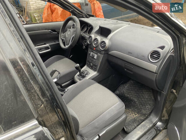 Черный Опель Антара, объемом двигателя 1.99 л и пробегом 170 тыс. км за 3000 $, фото 7 на Automoto.ua