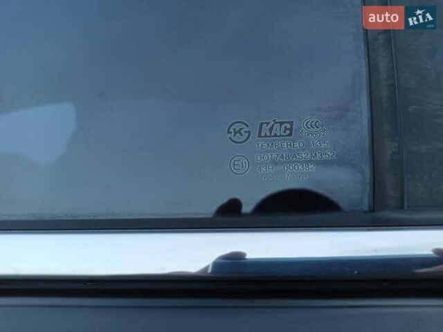 Чорний Опель Антара, об'ємом двигуна 2 л та пробігом 258 тис. км за 8300 $, фото 47 на Automoto.ua