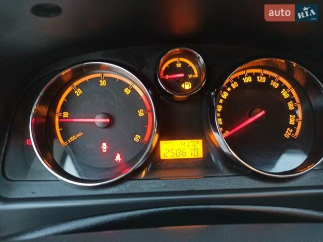 Чорний Опель Антара, об'ємом двигуна 2 л та пробігом 258 тис. км за 8300 $, фото 33 на Automoto.ua