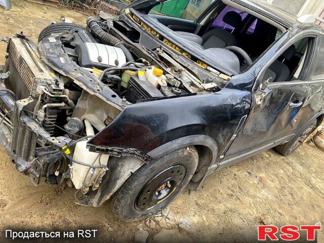 Черный Опель Антара, объемом двигателя 2 л и пробегом 170 тыс. км за 3000 $, фото 2 на Automoto.ua