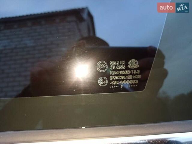 Чорний Опель Антара, об'ємом двигуна 2 л та пробігом 258 тис. км за 8300 $, фото 55 на Automoto.ua