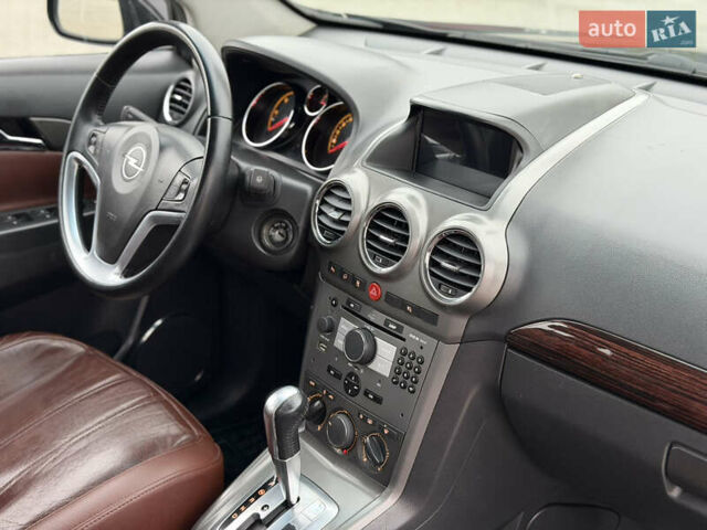 Черный Опель Антара, объемом двигателя 1.99 л и пробегом 226 тыс. км за 8500 $, фото 41 на Automoto.ua