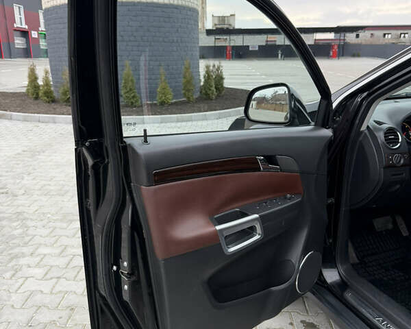 Черный Опель Антара, объемом двигателя 1.99 л и пробегом 226 тыс. км за 8500 $, фото 24 на Automoto.ua