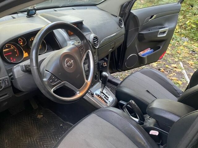 Черный Опель Антара, объемом двигателя 2 л и пробегом 3 тыс. км за 7250 $, фото 7 на Automoto.ua