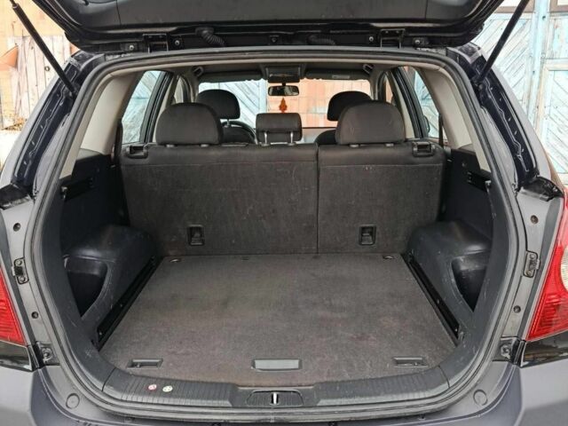 Черный Опель Антара, объемом двигателя 2 л и пробегом 266 тыс. км за 5200 $, фото 2 на Automoto.ua