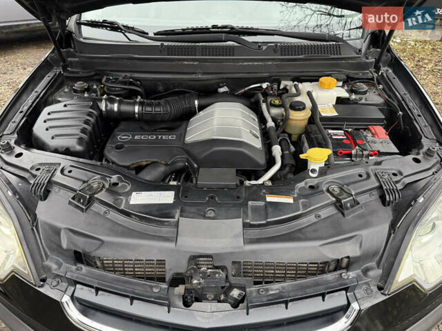Чорний Опель Антара, об'ємом двигуна 2 л та пробігом 250 тис. км за 8950 $, фото 62 на Automoto.ua