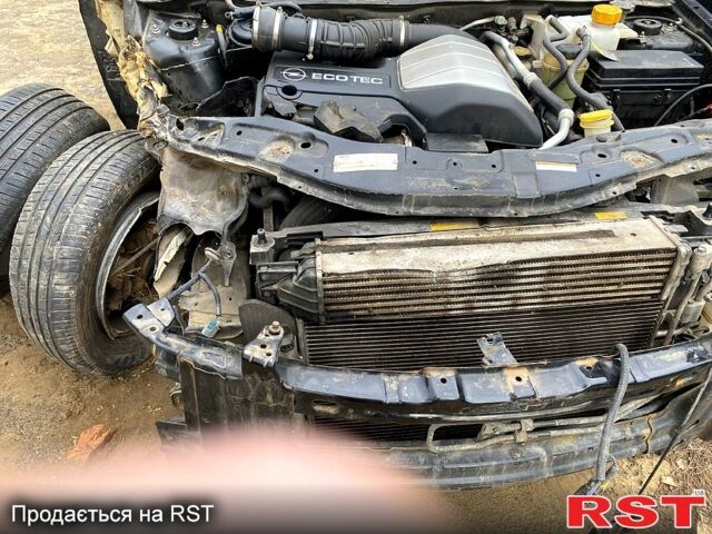 Черный Опель Антара, объемом двигателя 2 л и пробегом 170 тыс. км за 3000 $, фото 4 на Automoto.ua