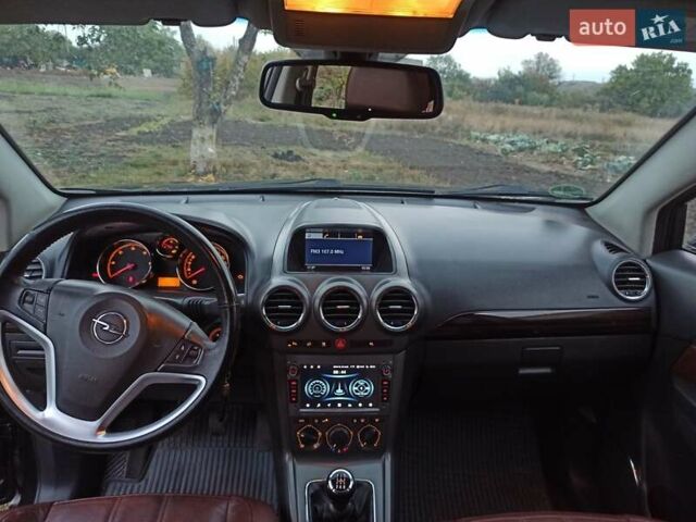 Чорний Опель Антара, об'ємом двигуна 2 л та пробігом 258 тис. км за 8300 $, фото 34 на Automoto.ua