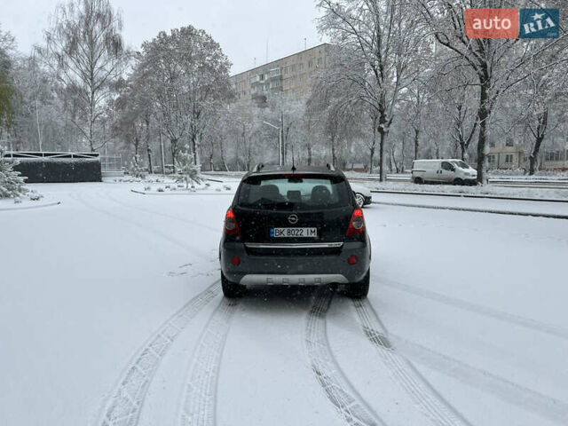 Черный Опель Антара, объемом двигателя 2 л и пробегом 225 тыс. км за 8400 $, фото 6 на Automoto.ua