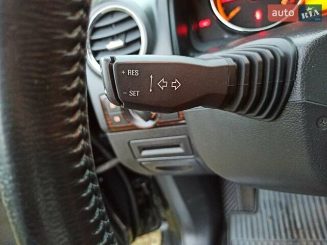 Чорний Опель Антара, об'ємом двигуна 2 л та пробігом 258 тис. км за 8300 $, фото 35 на Automoto.ua