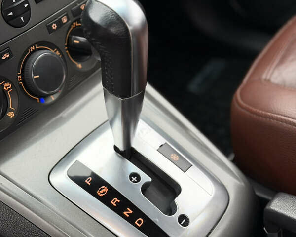 Черный Опель Антара, объемом двигателя 1.99 л и пробегом 226 тыс. км за 8500 $, фото 31 на Automoto.ua