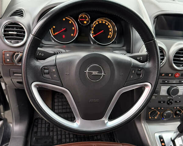 Черный Опель Антара, объемом двигателя 1.99 л и пробегом 226 тыс. км за 8500 $, фото 28 на Automoto.ua