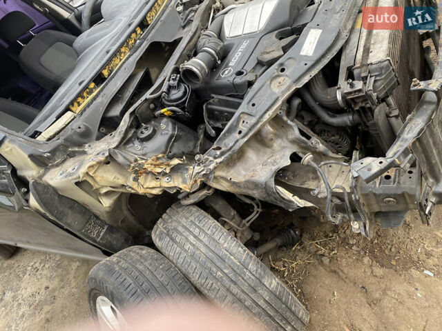 Черный Опель Антара, объемом двигателя 1.99 л и пробегом 170 тыс. км за 3000 $, фото 5 на Automoto.ua