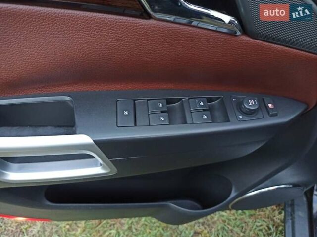 Чорний Опель Антара, об'ємом двигуна 2 л та пробігом 258 тис. км за 8300 $, фото 30 на Automoto.ua