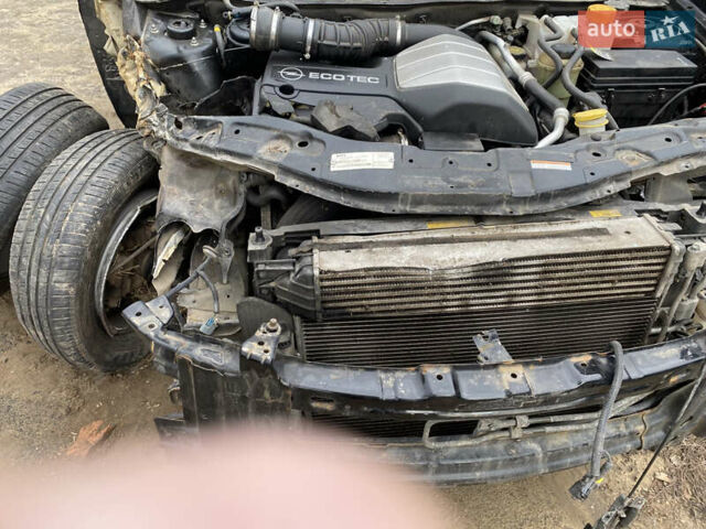 Черный Опель Антара, объемом двигателя 1.99 л и пробегом 170 тыс. км за 3000 $, фото 4 на Automoto.ua