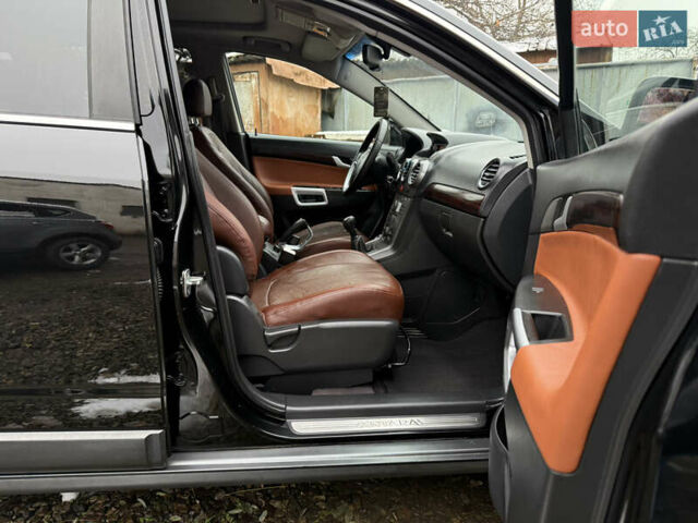 Чорний Опель Антара, об'ємом двигуна 2 л та пробігом 250 тис. км за 8950 $, фото 57 на Automoto.ua