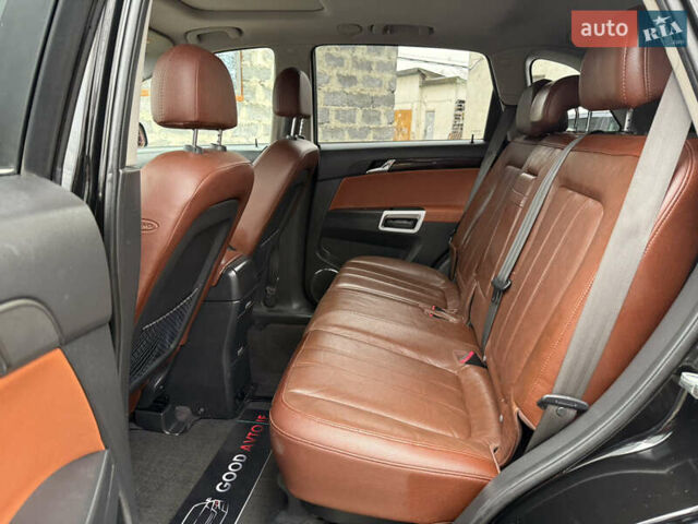 Чорний Опель Антара, об'ємом двигуна 2 л та пробігом 250 тис. км за 8950 $, фото 45 на Automoto.ua