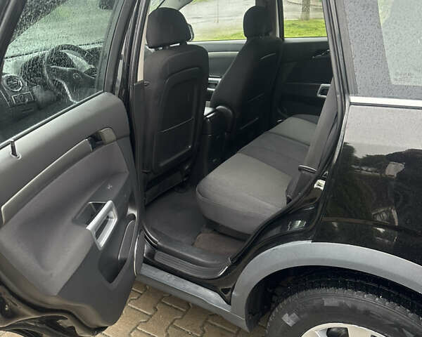 Чорний Опель Антара, об'ємом двигуна 1.99 л та пробігом 250 тис. км за 8200 $, фото 16 на Automoto.ua