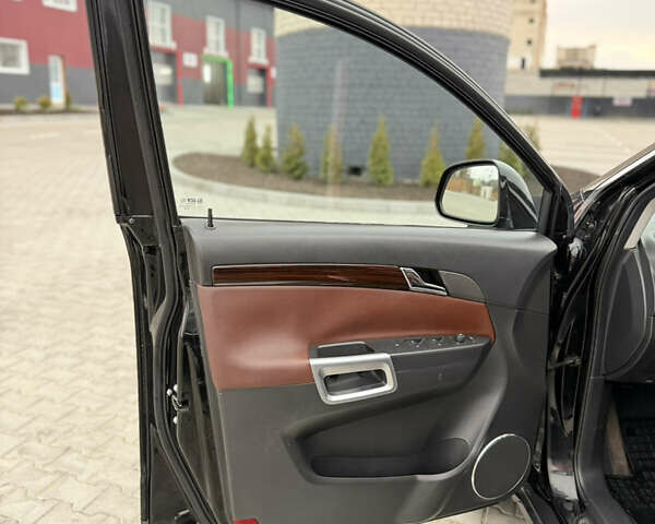 Черный Опель Антара, объемом двигателя 1.99 л и пробегом 226 тыс. км за 8500 $, фото 23 на Automoto.ua