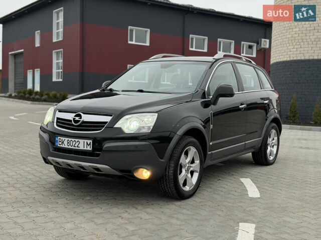 Черный Опель Антара, объемом двигателя 1.99 л и пробегом 226 тыс. км за 8500 $, фото 4 на Automoto.ua
