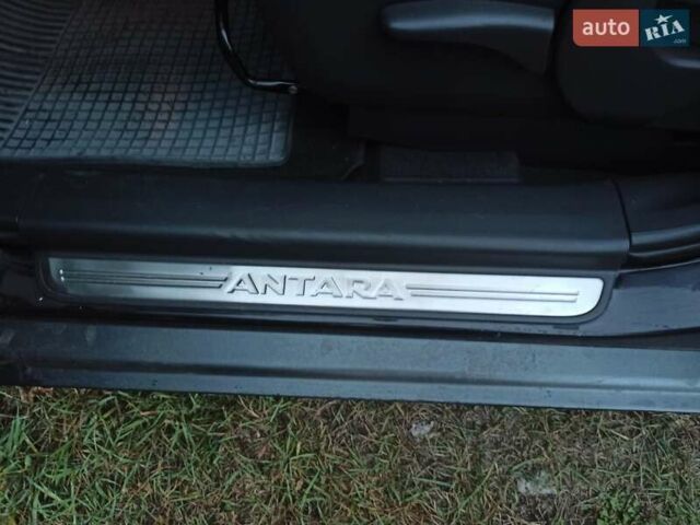 Чорний Опель Антара, об'ємом двигуна 2 л та пробігом 258 тис. км за 8300 $, фото 43 на Automoto.ua