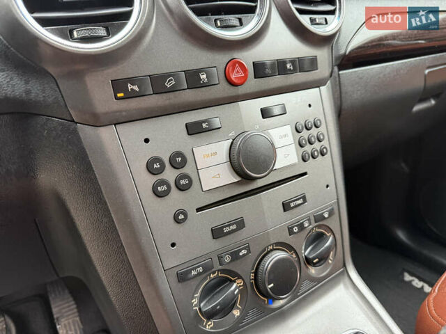 Чорний Опель Антара, об'ємом двигуна 2 л та пробігом 250 тис. км за 8950 $, фото 35 на Automoto.ua