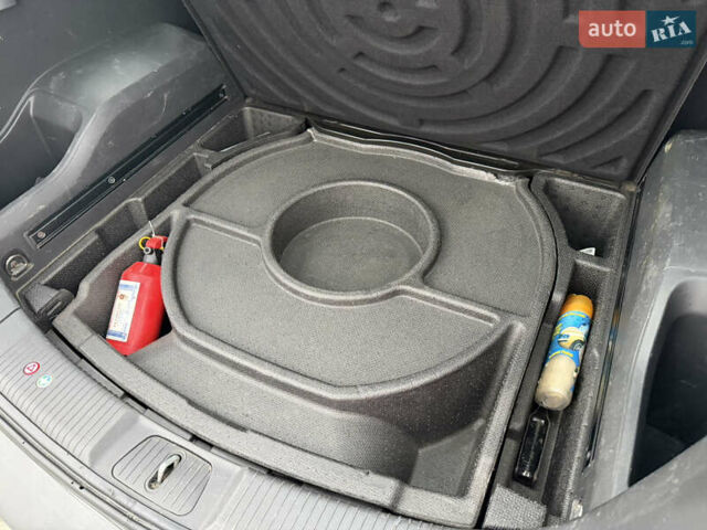 Черный Опель Антара, объемом двигателя 1.99 л и пробегом 226 тыс. км за 8500 $, фото 60 на Automoto.ua