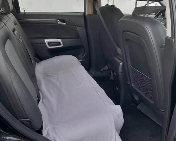 Черный Опель Антара, объемом двигателя 2 л и пробегом 217 тыс. км за 7500 $, фото 2 на Automoto.ua