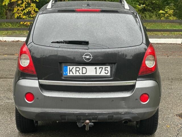 Черный Опель Антара, объемом двигателя 2 л и пробегом 260 тыс. км за 5000 $, фото 5 на Automoto.ua