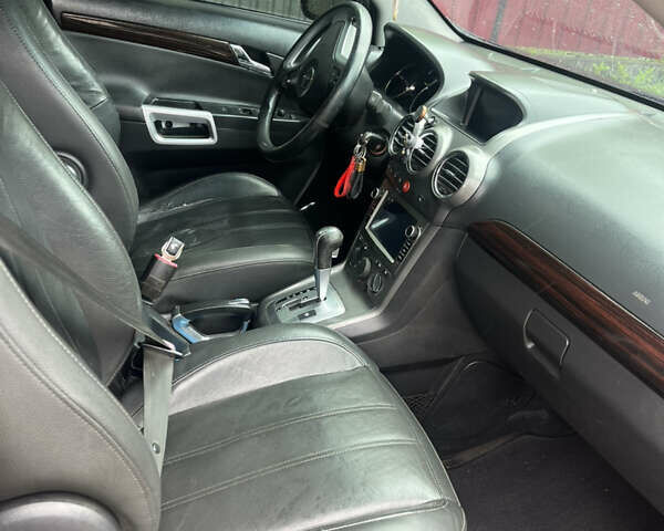 Черный Опель Антара, объемом двигателя 2 л и пробегом 315 тыс. км за 8700 $, фото 8 на Automoto.ua