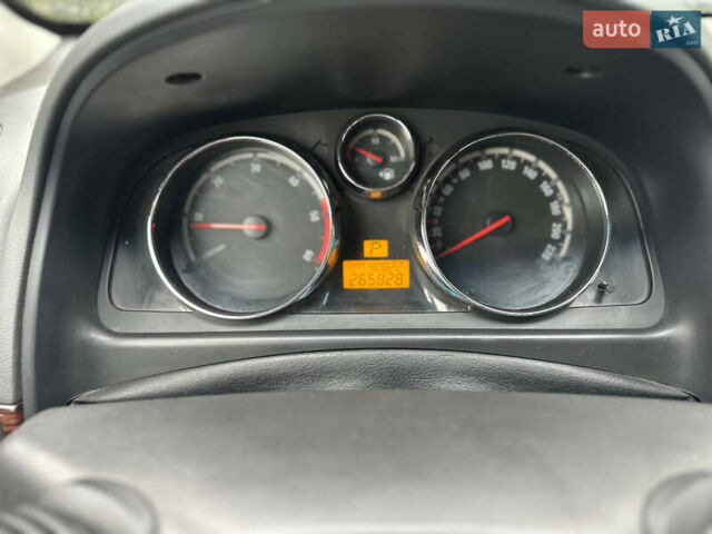 Чорний Опель Антара, об'ємом двигуна 2 л та пробігом 265 тис. км за 5000 $, фото 7 на Automoto.ua