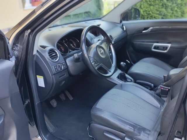 Чорний Опель Антара, об'ємом двигуна 2 л та пробігом 218 тис. км за 8350 $, фото 6 на Automoto.ua