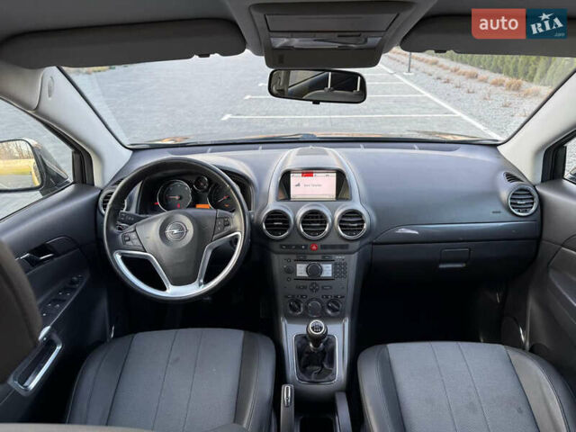 Чорний Опель Антара, об'ємом двигуна 2 л та пробігом 229 тис. км за 9000 $, фото 26 на Automoto.ua