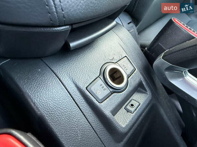 Чорний Опель Антара, об'ємом двигуна 2 л та пробігом 229 тис. км за 9000 $, фото 30 на Automoto.ua