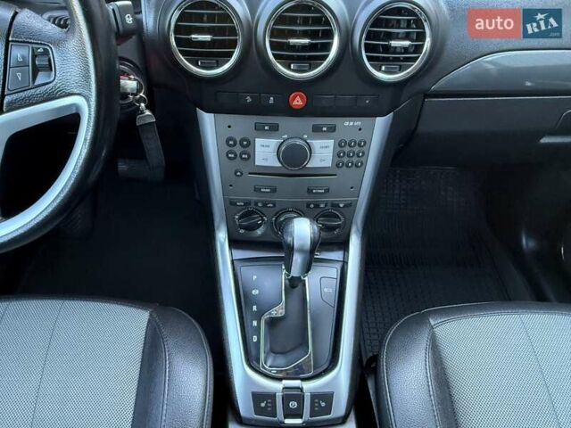 Черный Опель Антара, объемом двигателя 2.2 л и пробегом 225 тыс. км за 9700 $, фото 57 на Automoto.ua