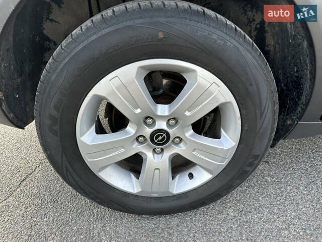 Черный Опель Антара, объемом двигателя 2.2 л и пробегом 222 тыс. км за 10200 $, фото 26 на Automoto.ua