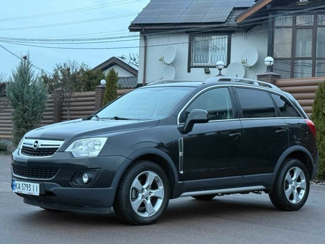 Черный Опель Антара, объемом двигателя 2.2 л и пробегом 225 тыс. км за 9700 $, фото 4 на Automoto.ua