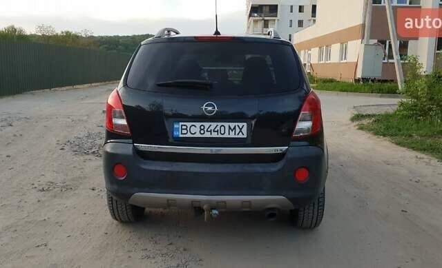 Черный Опель Антара, объемом двигателя 2.23 л и пробегом 229 тыс. км за 10322 $, фото 6 на Automoto.ua