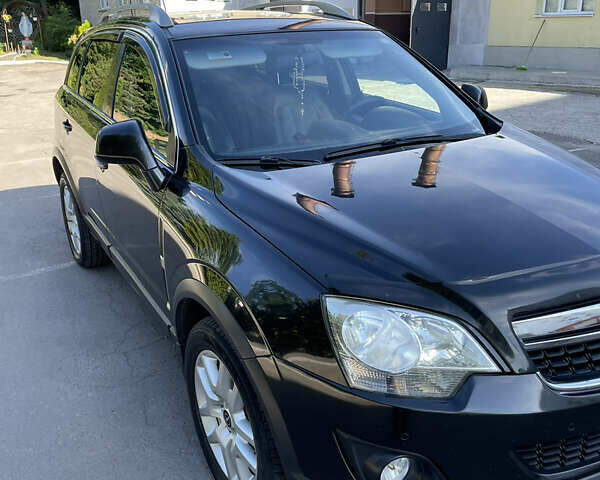 Чорний Опель Антара, об'ємом двигуна 2.2 л та пробігом 280 тис. км за 9000 $, фото 3 на Automoto.ua