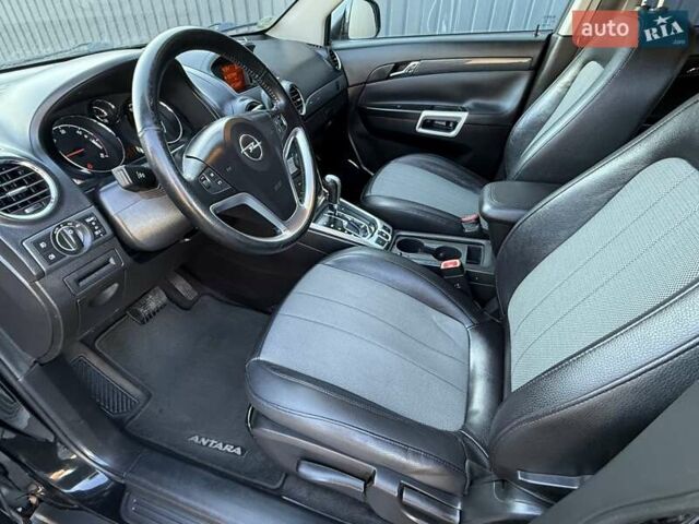 Черный Опель Антара, объемом двигателя 2.2 л и пробегом 225 тыс. км за 9700 $, фото 35 на Automoto.ua